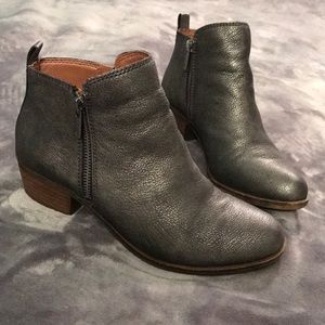 Ankle boots